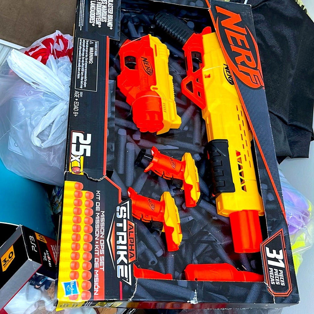 Brand new Nerf gun